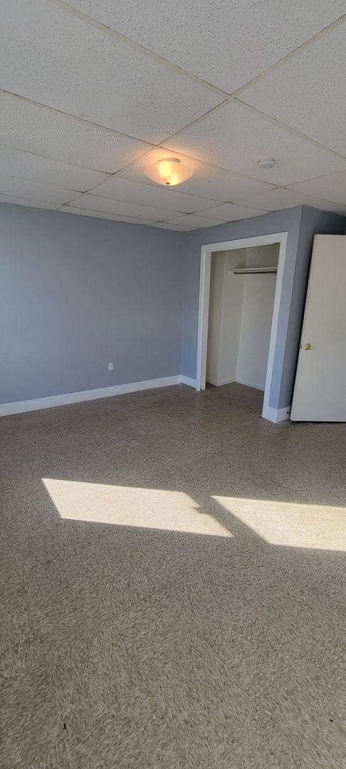 Building Photo - 3 Bedroom / 1 bathroom Home in Allentown!!