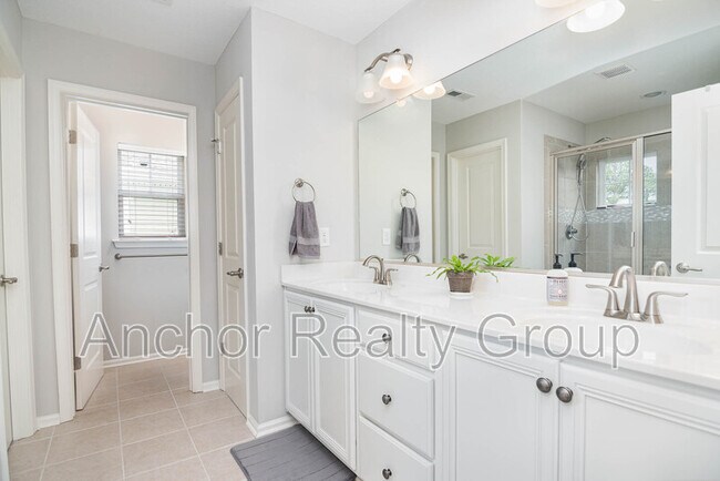 Building Photo - 5025 Shell Cove Ln