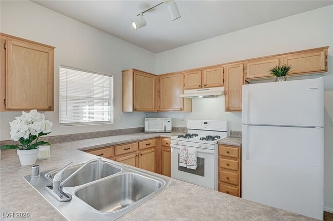 Building Photo - 10125 Cedar Key Ave