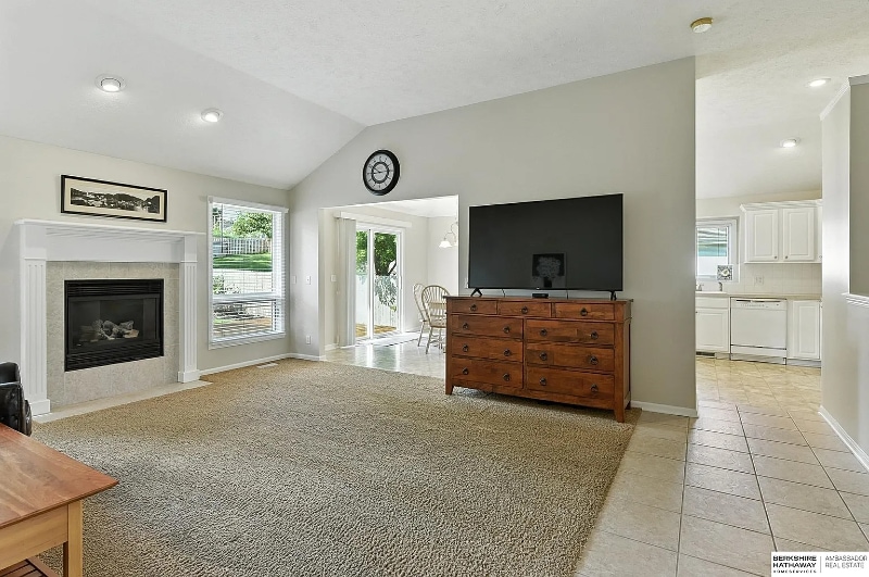 Building Photo - 16125 Timberline Dr