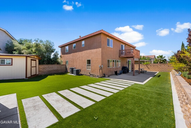 Building Photo - 44256 Dahlia St