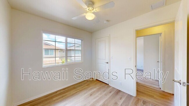 Building Photo - 91-1001 Keaunui Dr.