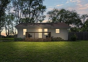 Building Photo - 4724 NE Kelsey Rd