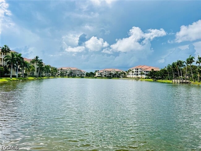 Building Photo - 20061 Sanibel View Cir