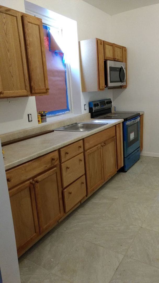 Building Photo - Nice location!  Well-maintained home.