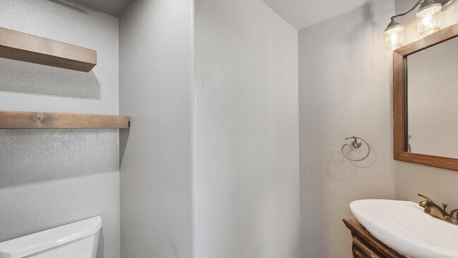 Building Photo - 568 Slippery Rock
