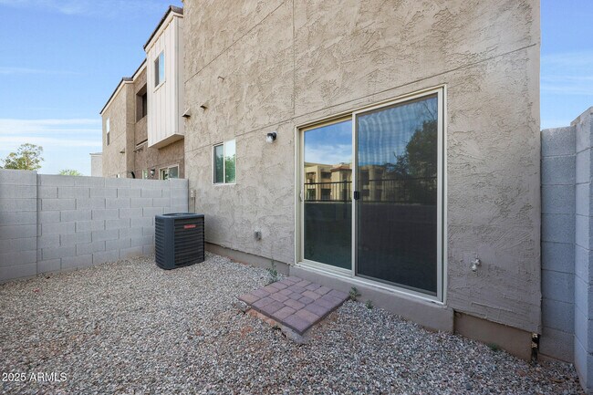 Building Photo - 8323 N 22nd Dr