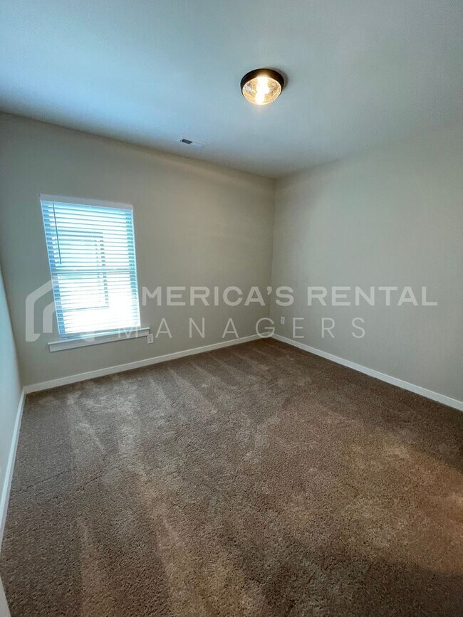 Building Photo - Home for Rent in Cullman, AL!! Available to View Now! DEPOSIT PENDING!