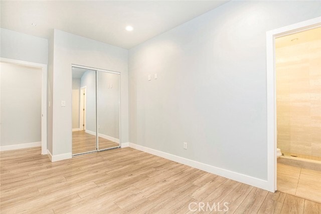 Building Photo - 10563 Vinedale St