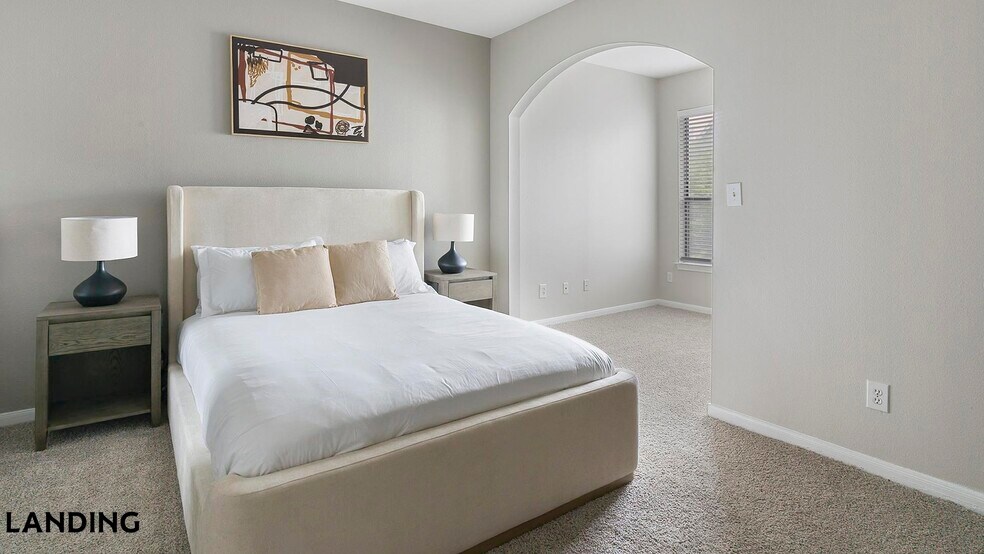 Building Photo - 2500 Woodland Park Dr