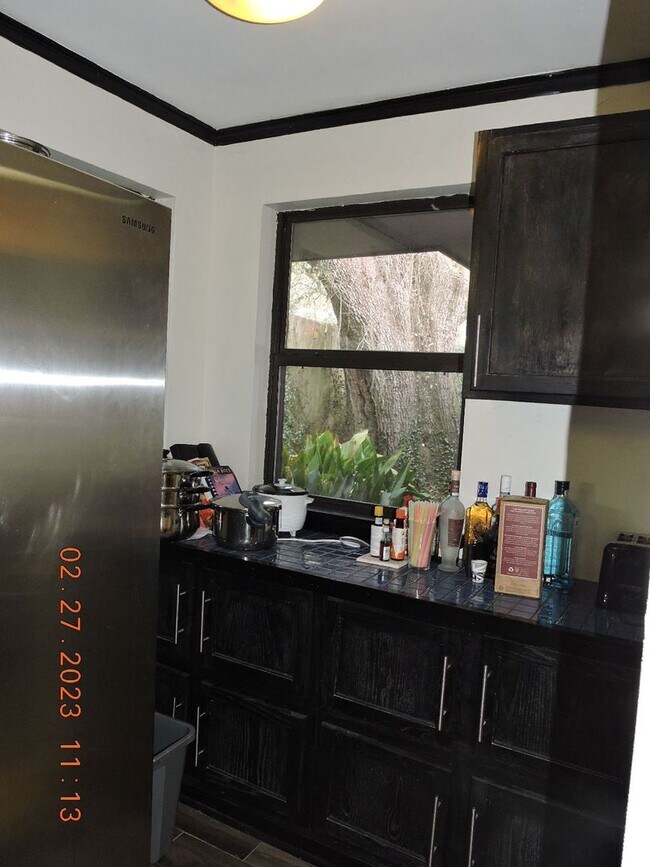 Building Photo - Great Southdowns Home on Parade Route