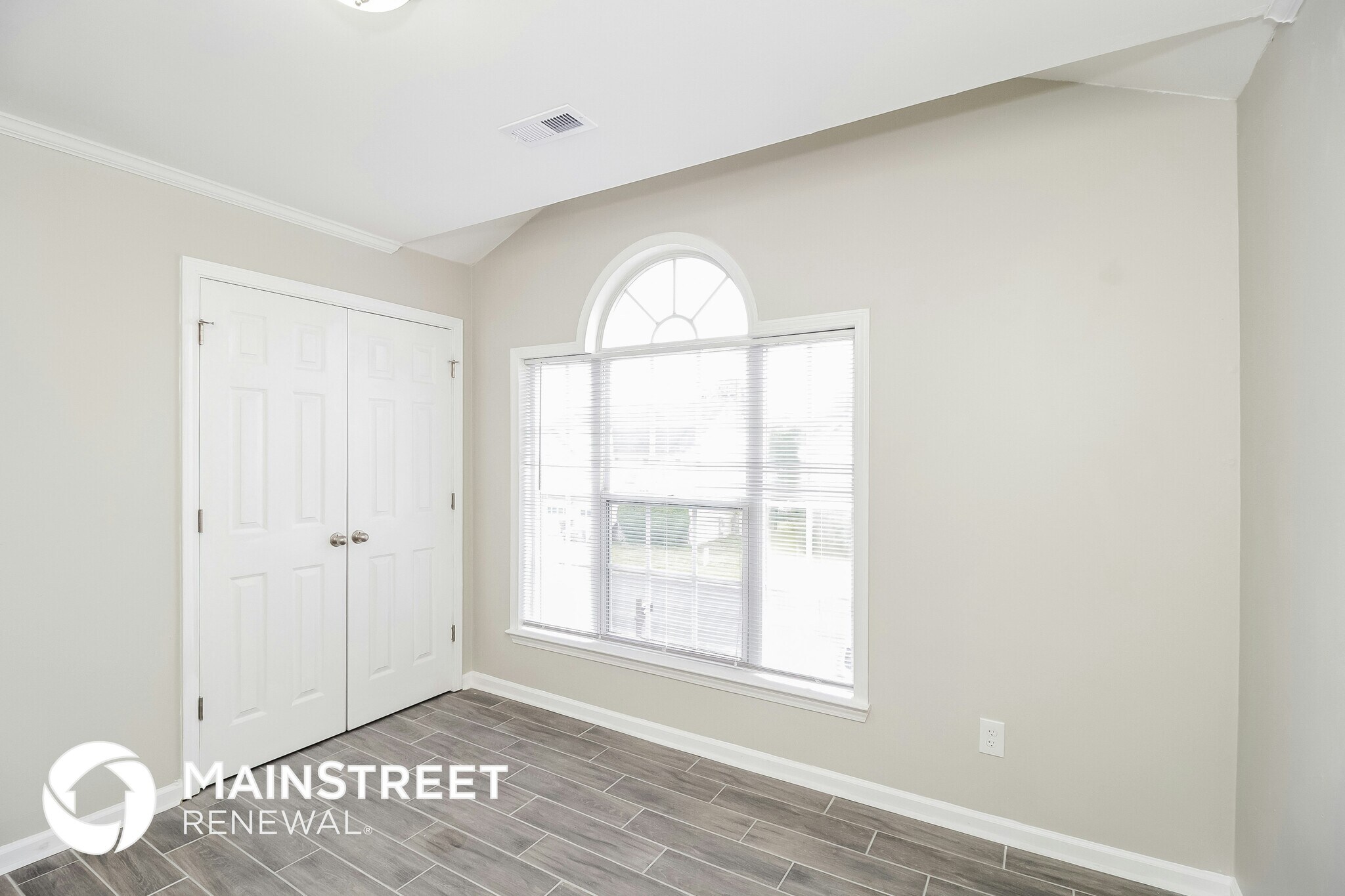 Building Photo - 7596 Briar Crest Ct