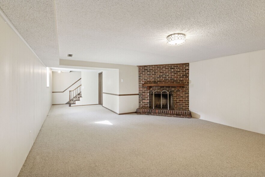 Building Photo - 7207 Heatherton Cir