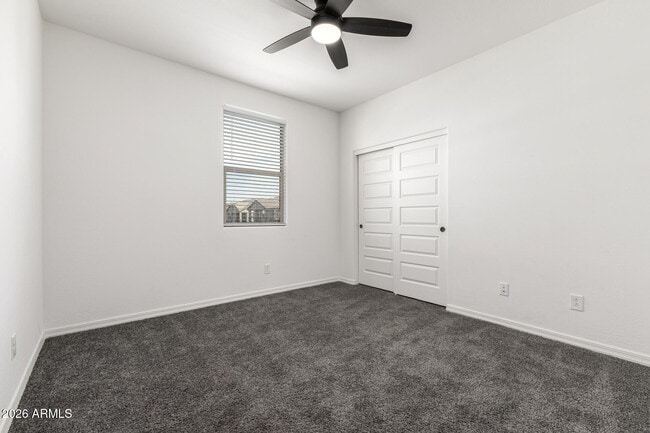 Building Photo - 25238 N 142nd Dr