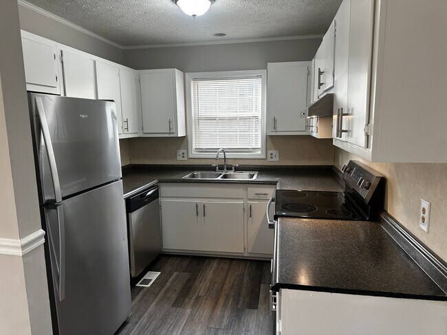 Building Photo - Great 3 Bedroom, 2 Bath home in High Point!