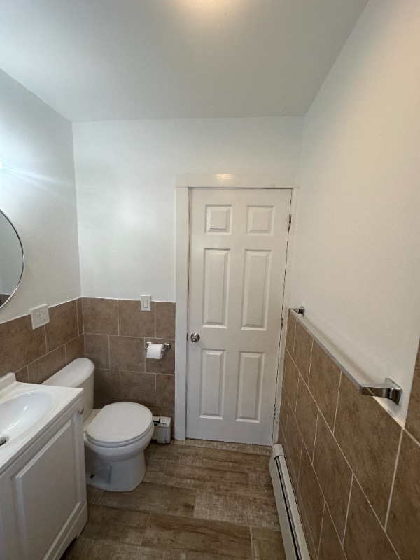 Building Photo - 41 Hinsdale Pl