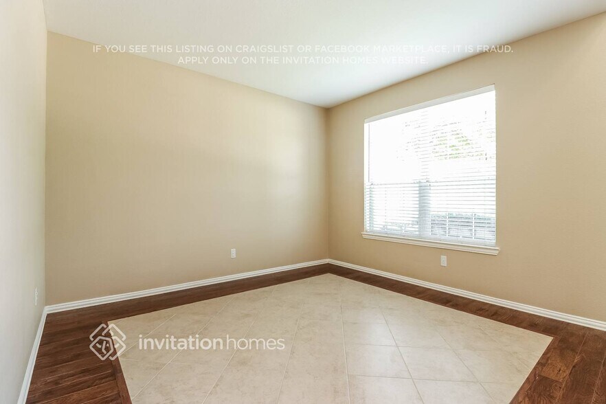 Building Photo - 5204 Selago Dr