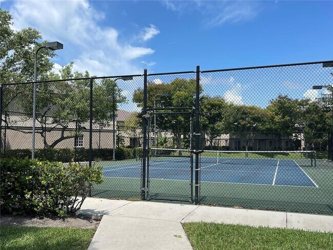 Building Photo - 1955 Marsh Harbor Dr