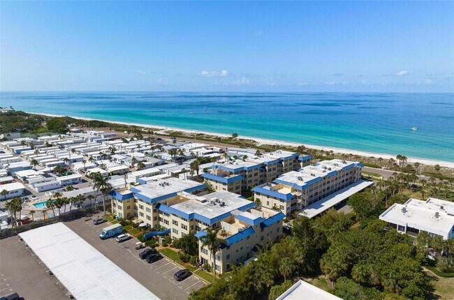 Building Photo - 3802 Gulf of Mexico Dr