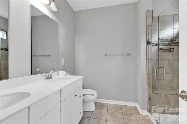 Building Photo - 2611 Grantham Place Dr