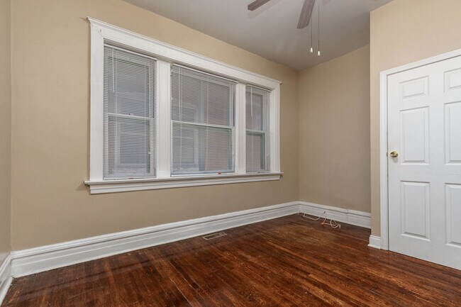 Building Photo - 5875 Washington Blvd