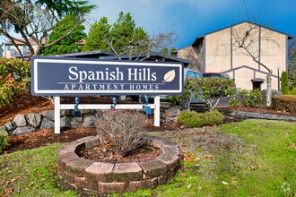 Building Photo - Spanish Hills