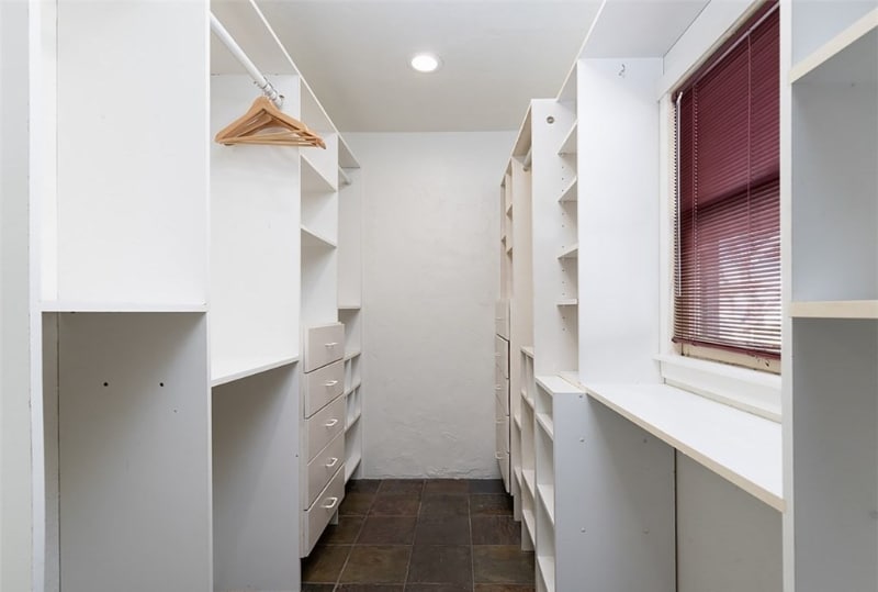 Building Photo - 127 N Grand St