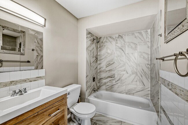 Building Photo - 147 W Elk Trail