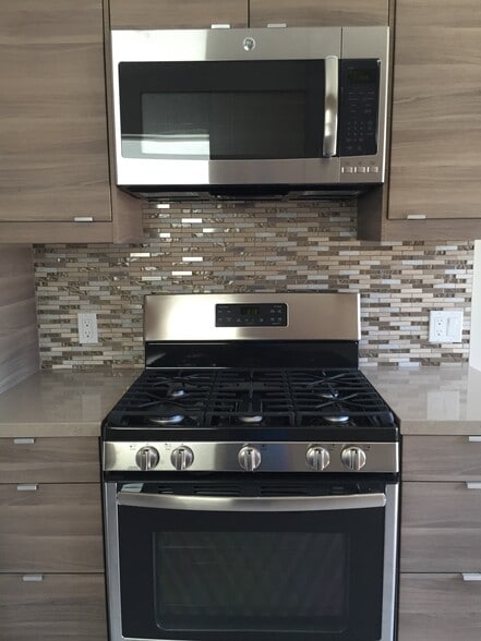 Building Photo - 272 Termino Ave