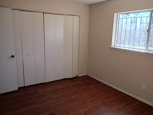 Building Photo - Great Northeast Home