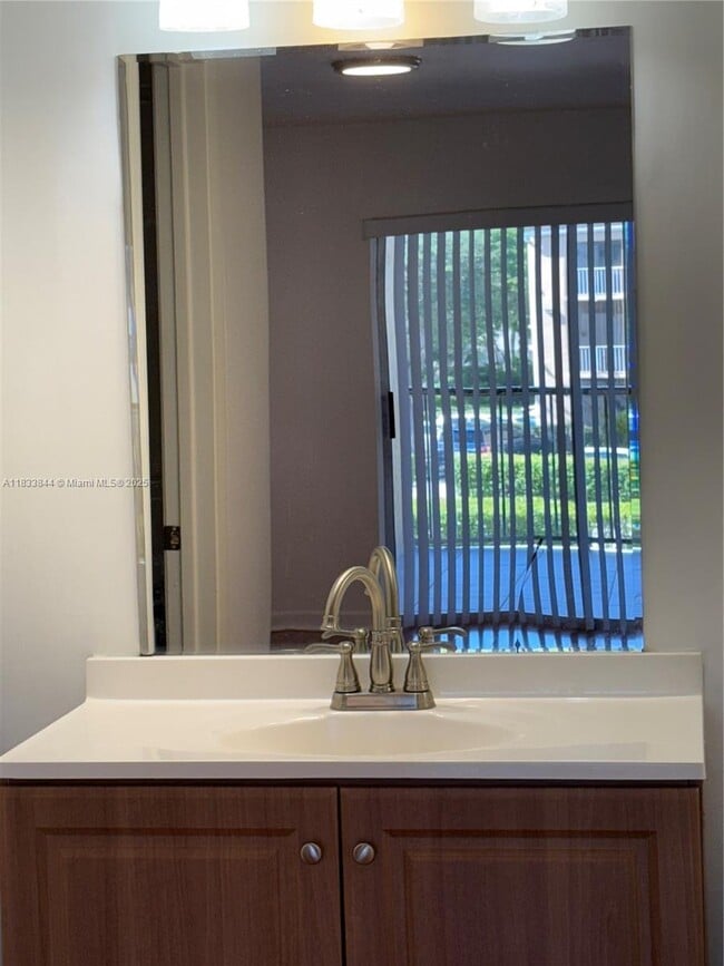 Building Photo - 15330 SW 106th Terrace