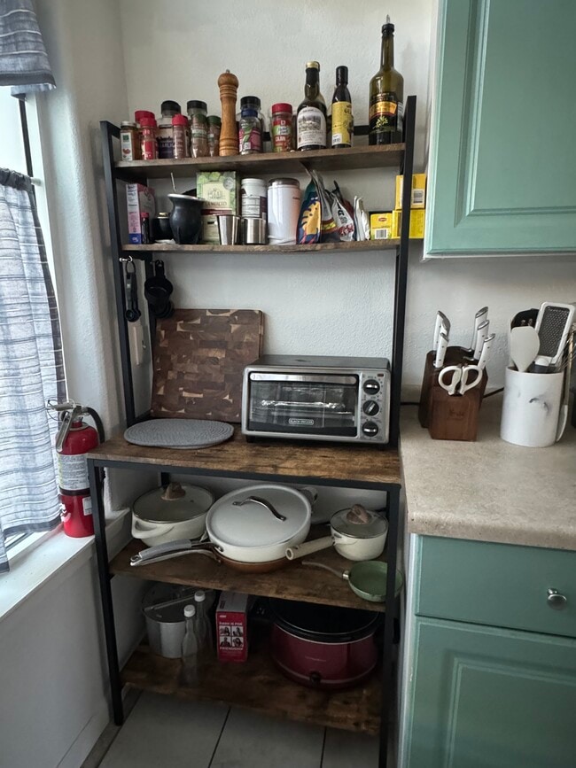 Building Photo - 3967 Sebastopol Rd