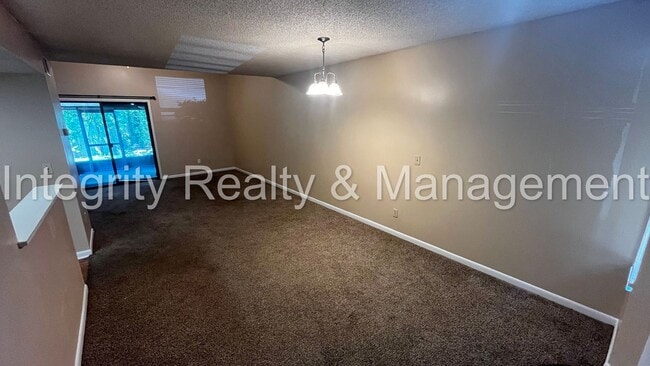 Building Photo - 8542 Colony Pine Cir W