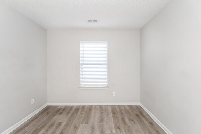 Building Photo - 10509 Brawley Ln