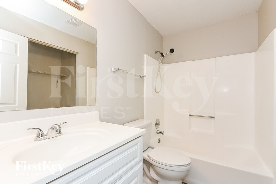 Building Photo - 44 Hartley Woods Dr