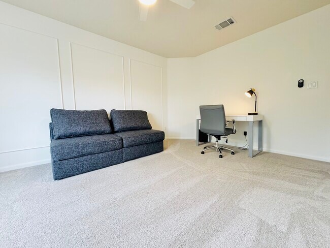 Building Photo - 1938 Mulligan Dr