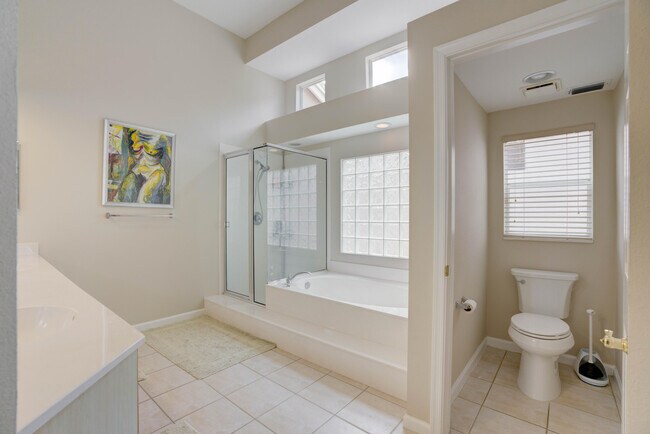 Building Photo - 126 Sunset Bay Dr