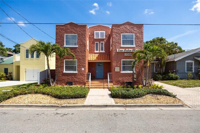 Primary Photo - 3205 W San Pedro St