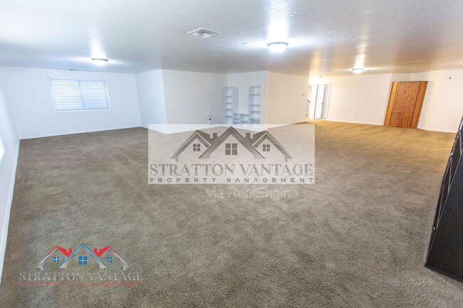 Building Photo - 21748 E Escalante Rd