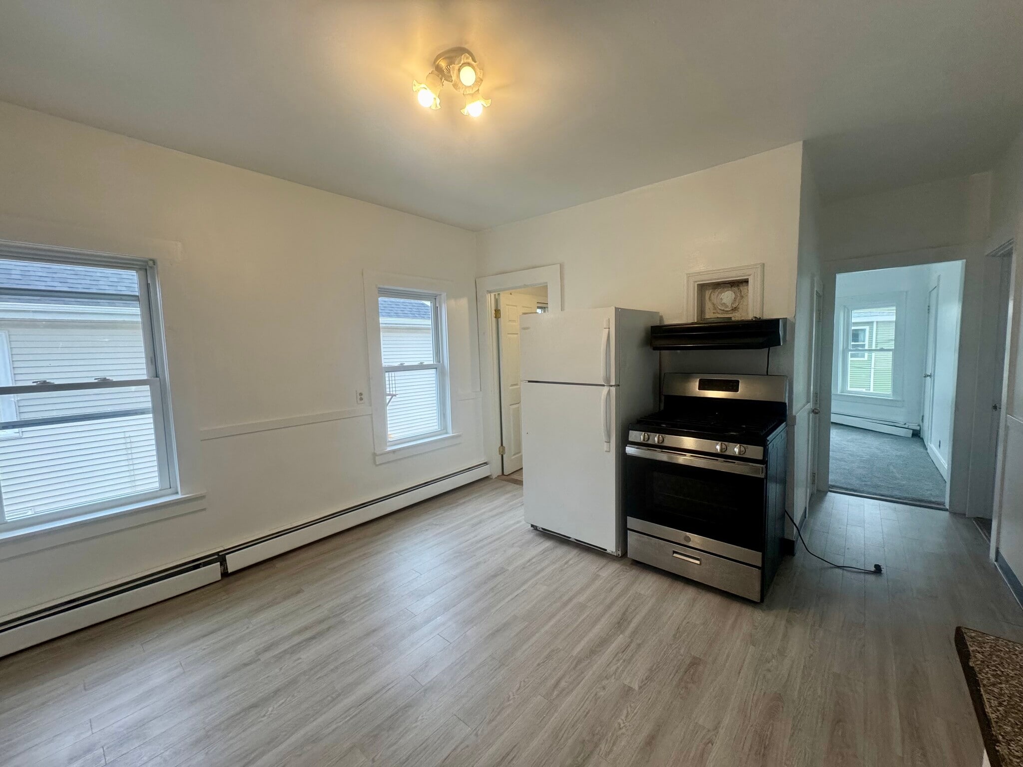 Building Photo - 61 John St