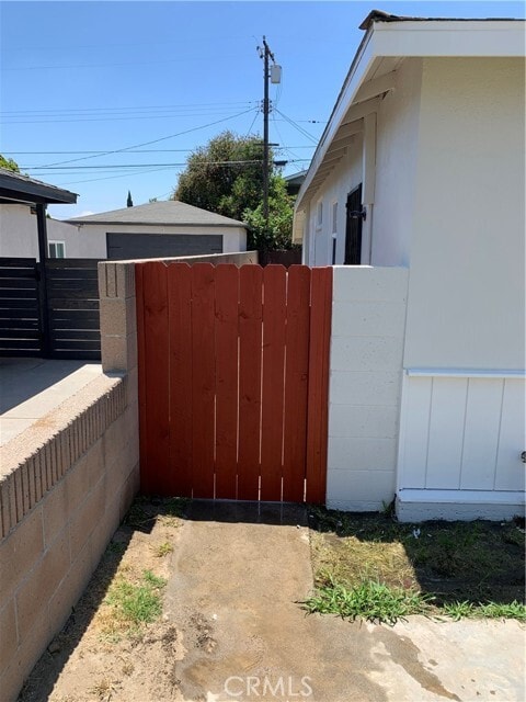 Primary Photo - 11504 Maza St