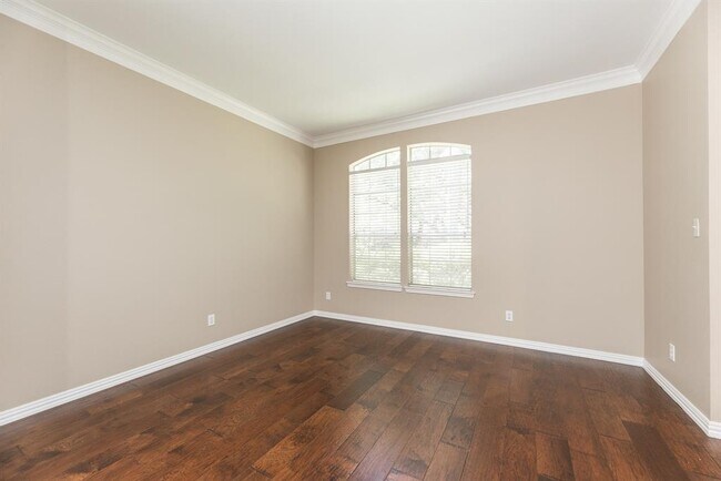 Building Photo - 4523 Wavertree Dr