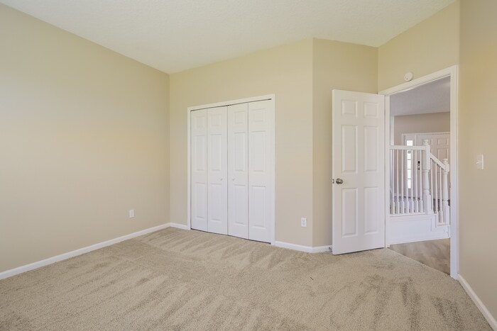 Building Photo - 206 Dover Bluff Dr