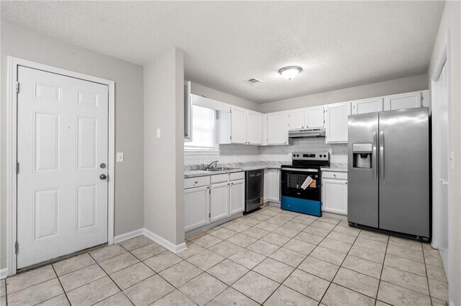 Building Photo - 112 Woodberry Ct