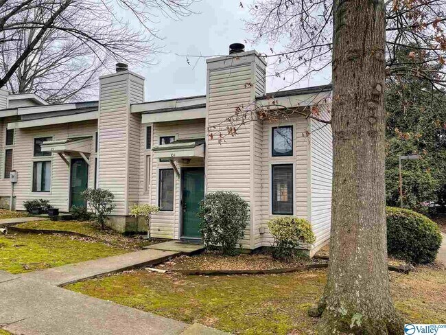 Building Photo - 1103 Old Monrovia Rd