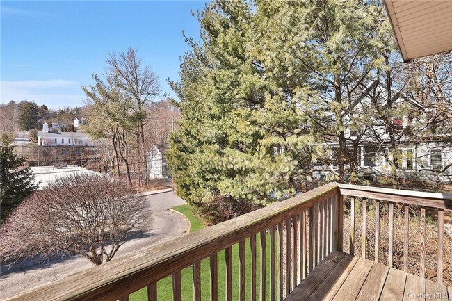 Building Photo - 41 N Moger Ave