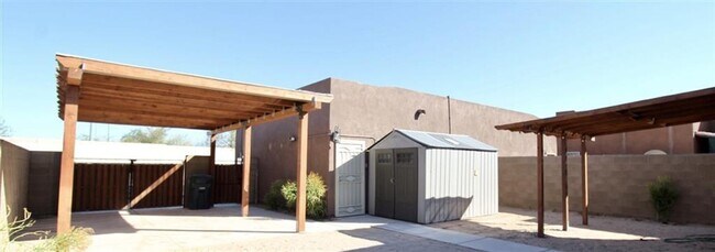 Building Photo - Courtyard home in Cielo Verde