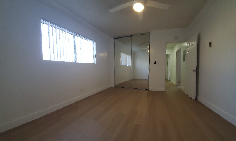 Building Photo - 1230 W Hillandale Ave