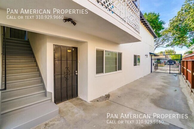 Building Photo - 8150 Cypress Ave