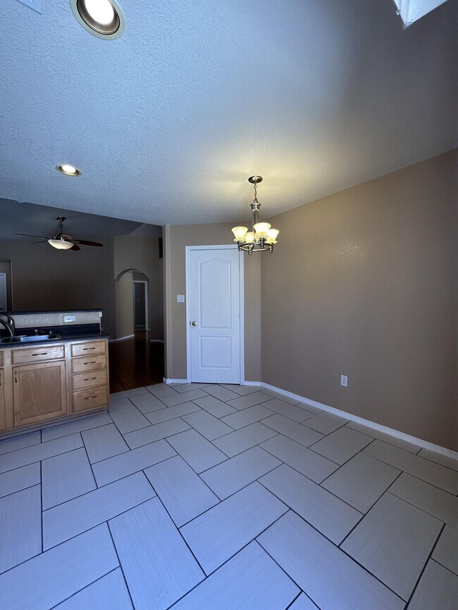 Building Photo - 9609 Vivaldi Trail NW